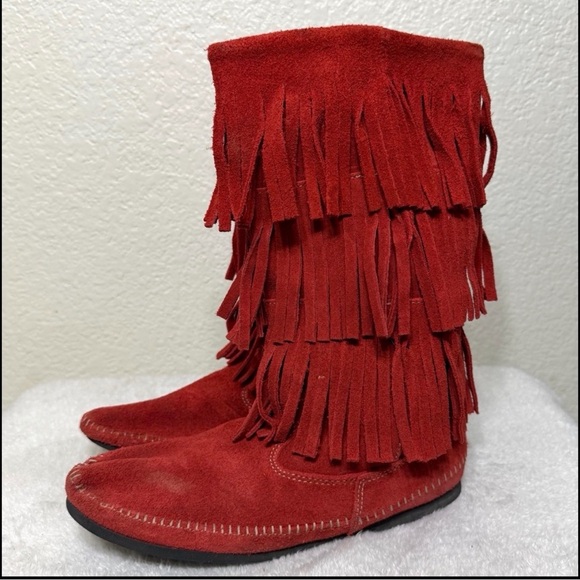 Minnetonka 3 layer fringe moccasin boots red suede boho size 9 - Picture 10 of 10